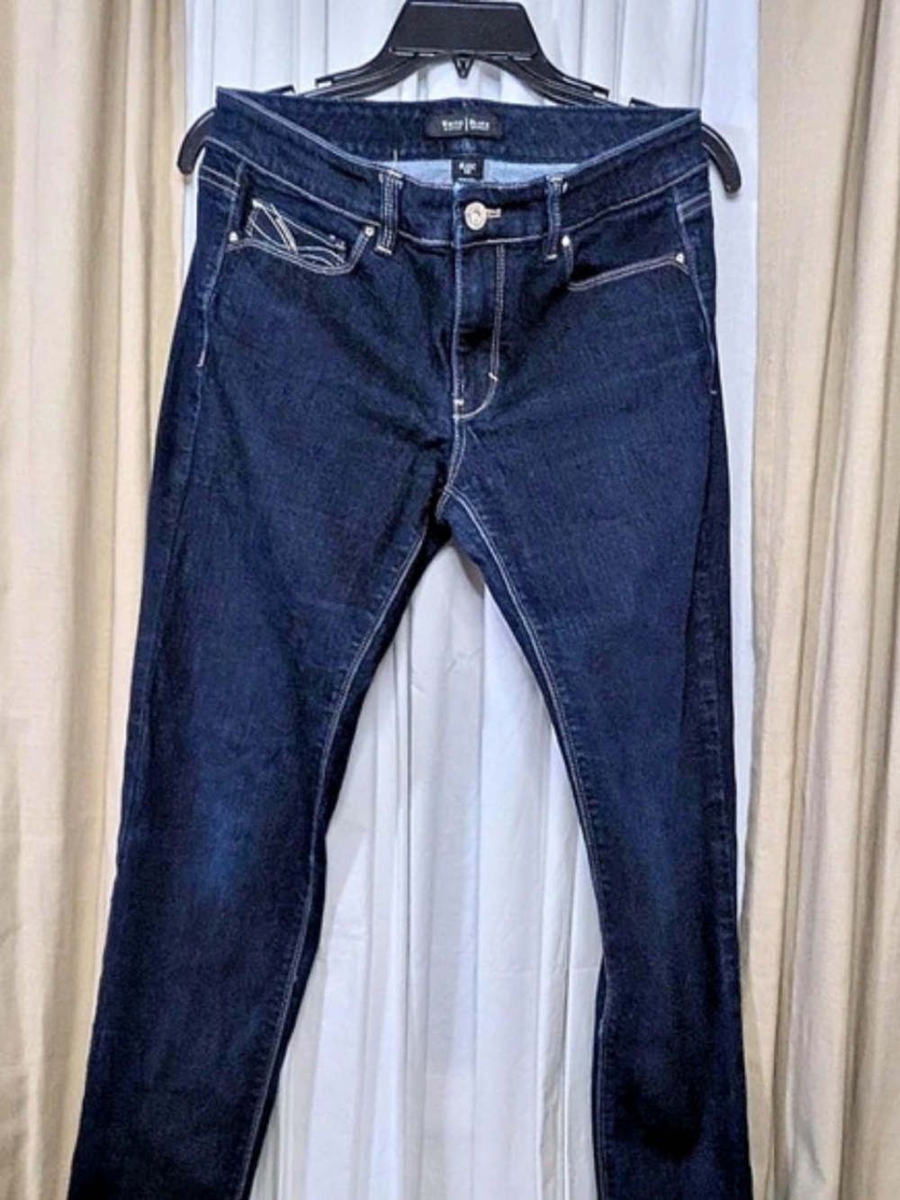 White House Black Market Blanc Slim Leg Jeans Blue